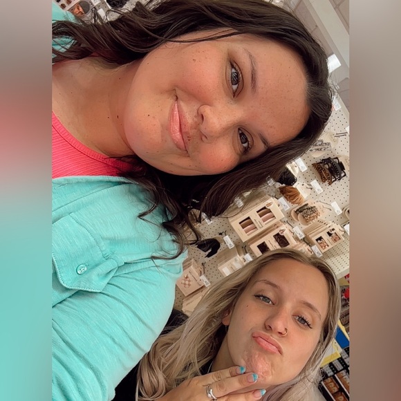 Meet your Posher, Cana - Picture 10 of 16